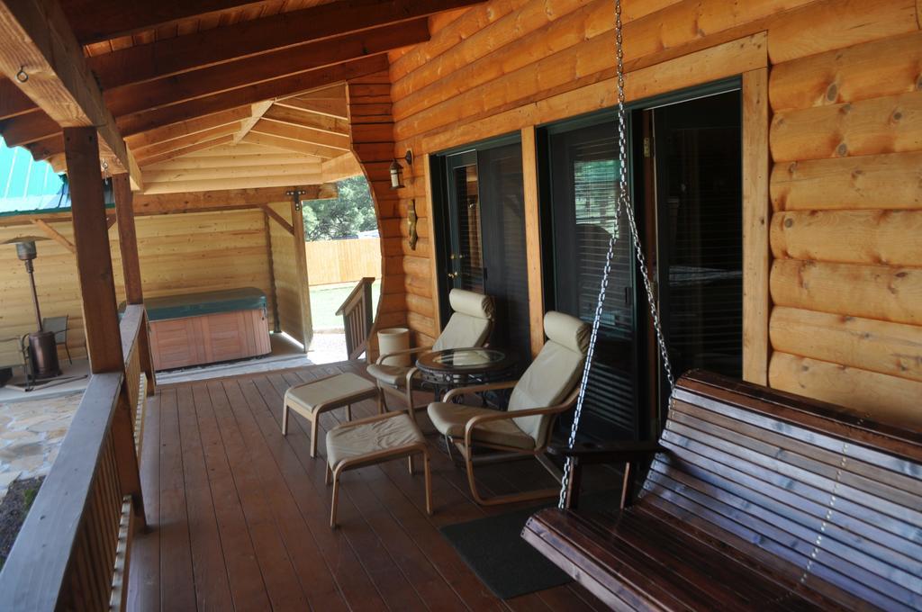 Elkwood Manor Bed & Breakfast Pagosa Springs Exterior photo